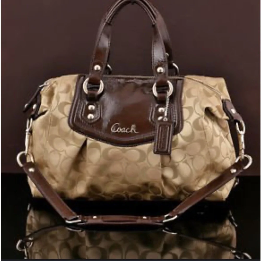 Coach bundle - Picture 2 of 8